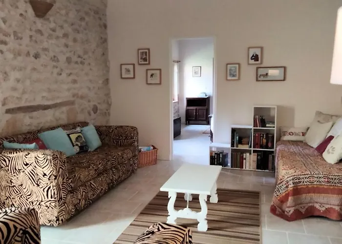 De L'octroy Poitou * Oiron